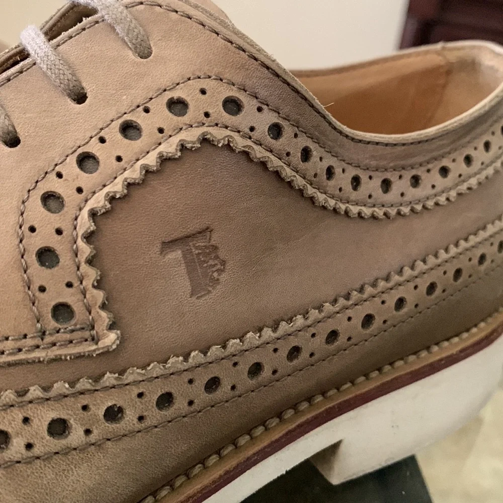 TOD’S Longwing Rubber Sole Brogues - Purposely Distressed